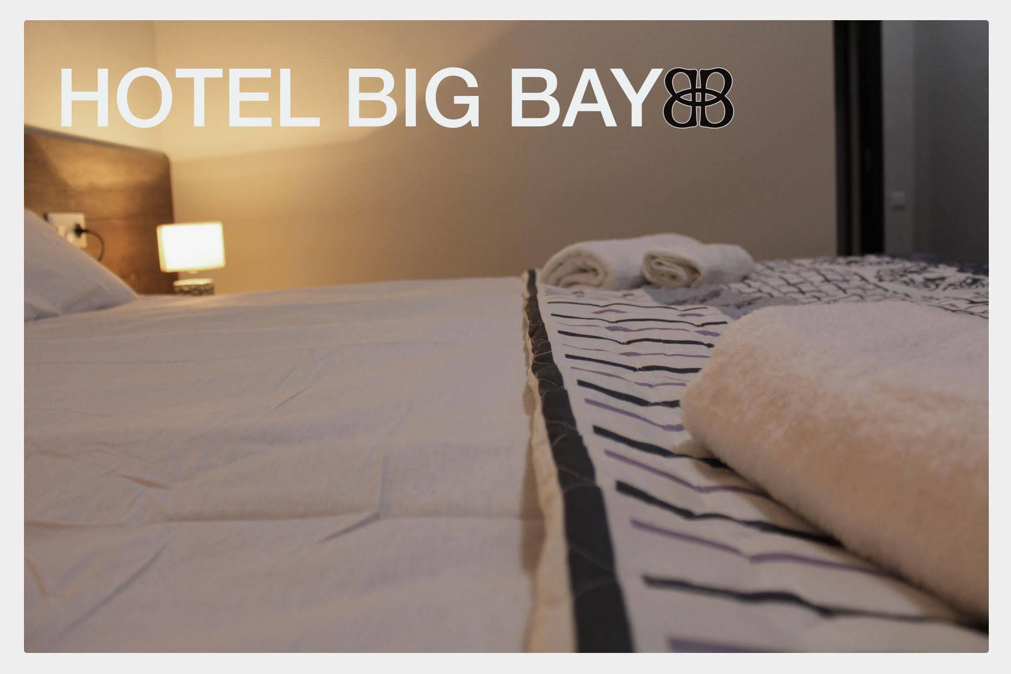 Big Bay Hotel ティビリシ エクステリア 写真